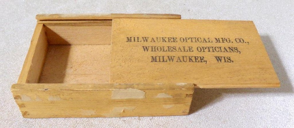 Milwaukee Optical Mfg. Co. Advertising Trinket Box