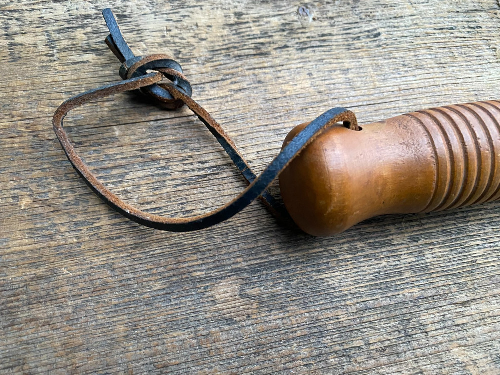 Vintage Automatic Hand Trap Clay Pigeon Thrower