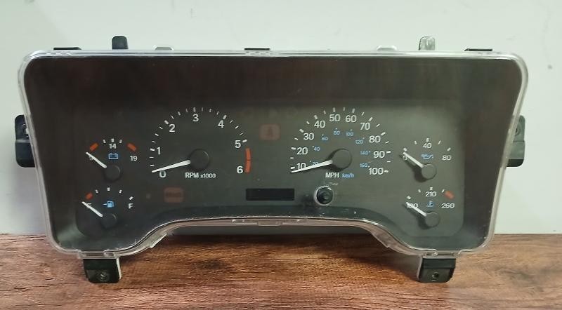 1997-2000 Jeep Wrangler Gauge Cluster Speedometer Instrument OEM MPH Tested