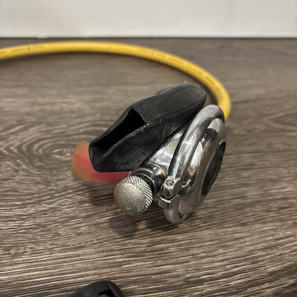 Scubapro MK20 Regulator High-Performance Diving Equipment + Regulator Setup