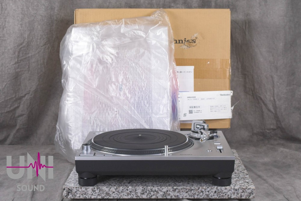 Technics SL-1200GR Direct Drive Turntable in Open Box Condition