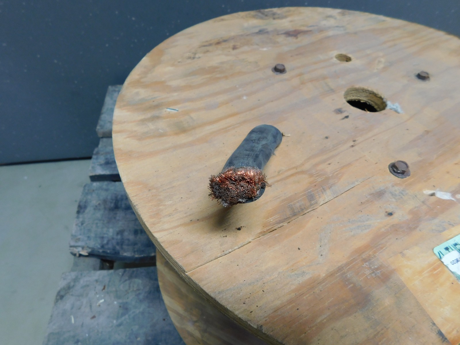 50' Royal Excelene 4/0 Black Welding or Battery Cable