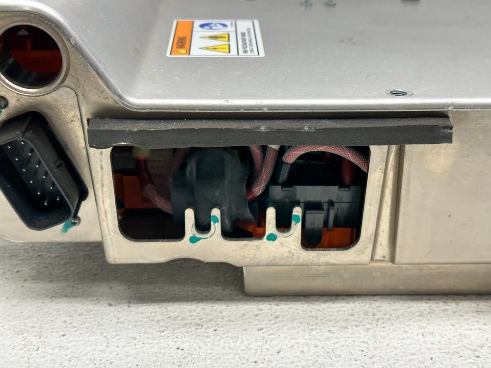 2012-2016 TESLA MODEL S REAR HIGH VOLTAGE JUNCTION BOX ASSEMBLY OEM