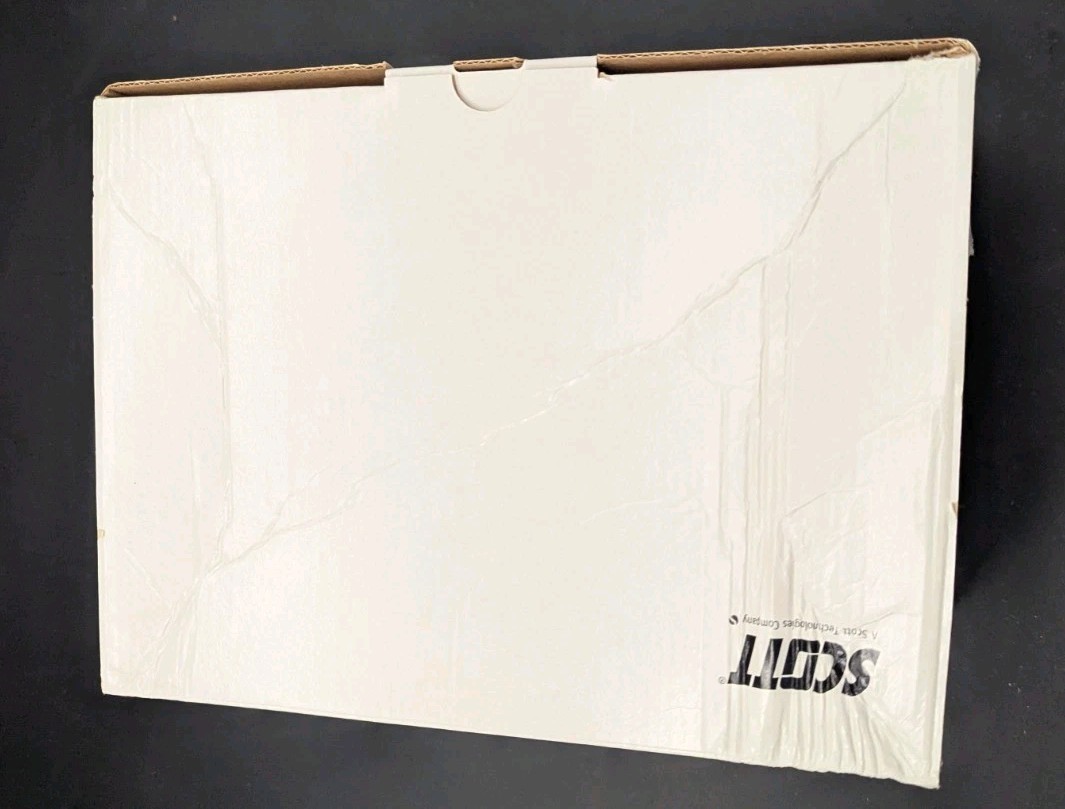 SCOTT PROMASK 40 Brand New Never used with manual/health and safety