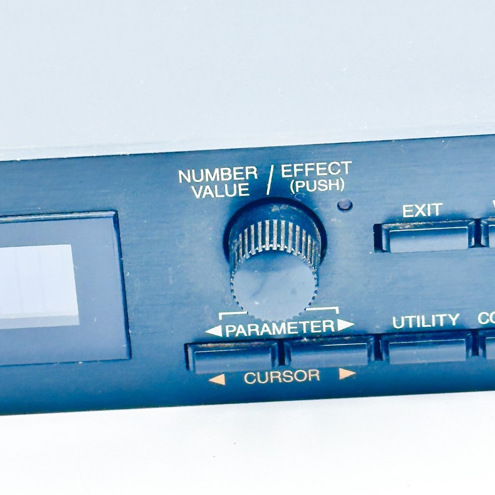 Boss SE-70 Multi Super Effects Processor Good Condition Working