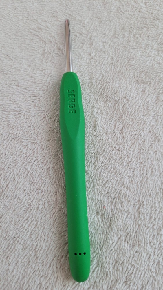 Preowned Serge Wooble Ergonomic Crochet Hook