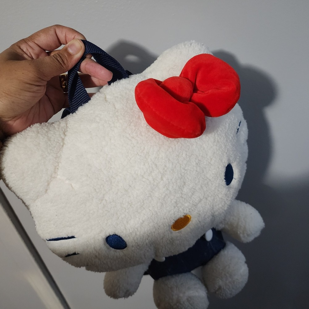 Hello Kitty Sherpa Figural Plush Backpack 14" White