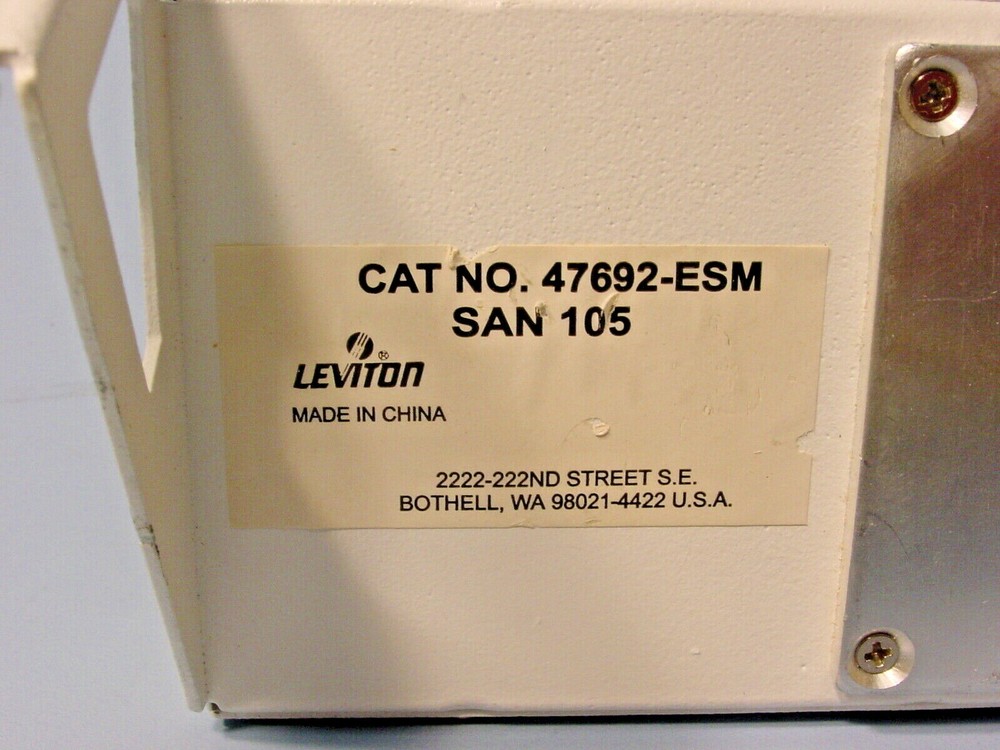 Leviton 47692-ESM 1x8 Enhanced EF Distribution Module, 1GHz