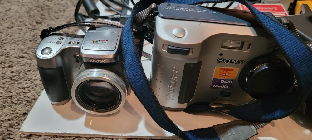 LOT OF 5 Cameras Recorders Digital Kodak Sony Olympus Emdeko Super 8 Chargers