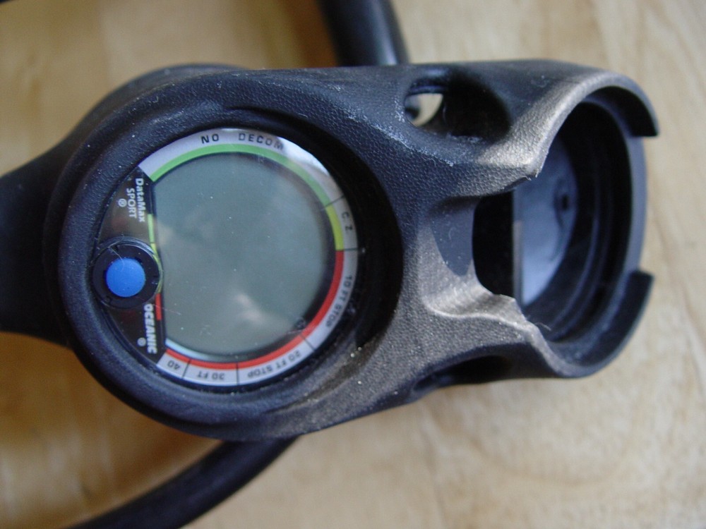 SCUBAPRO with Oceanic Gauges #2