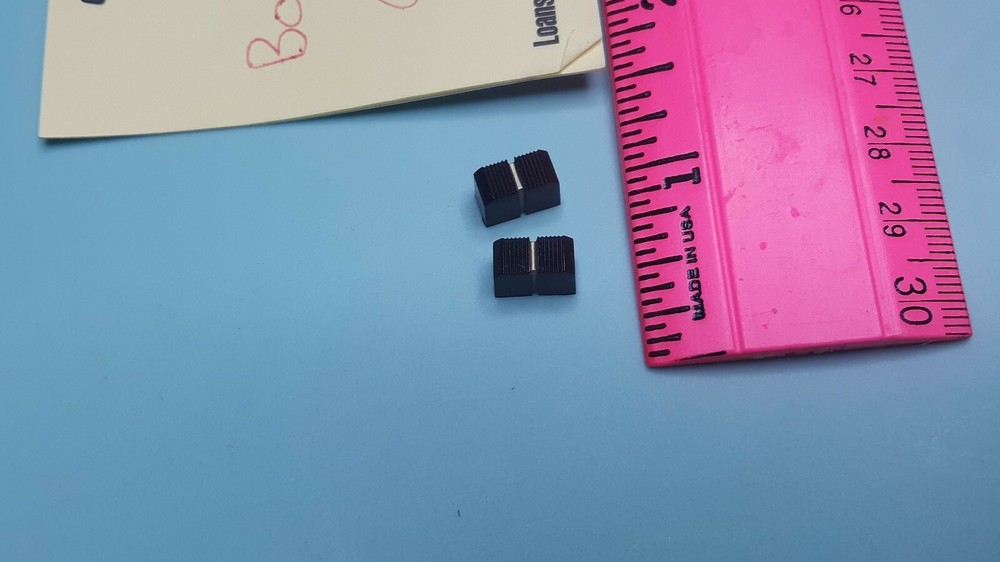 BOGEN GS-35 GOLD SEAL SERIES AMPLIFIER REPLACEMENT EQUALIZER EQ SLIDE KNOBS (2)