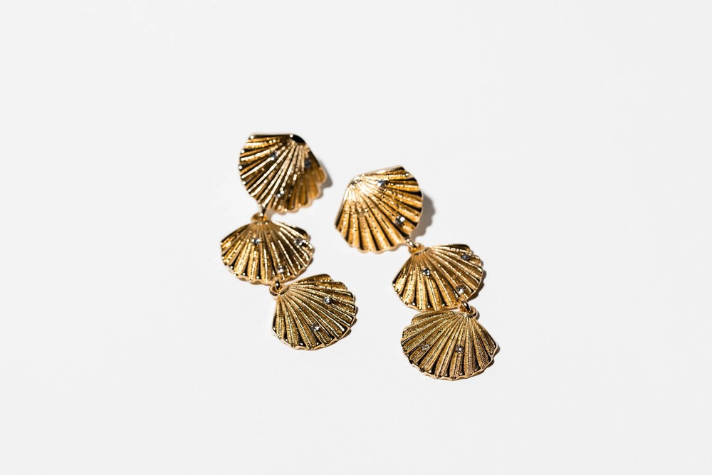 Shell Drop Earrings