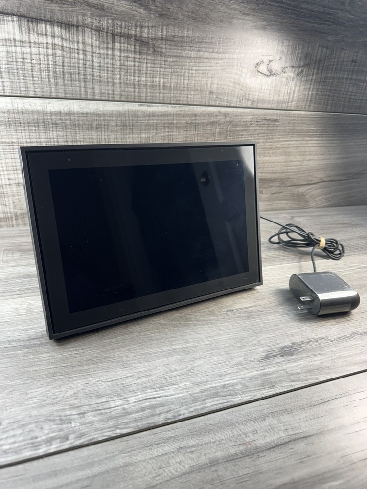 Facebook Portal (2nd Generation) Smart Speaker - Black, 10”