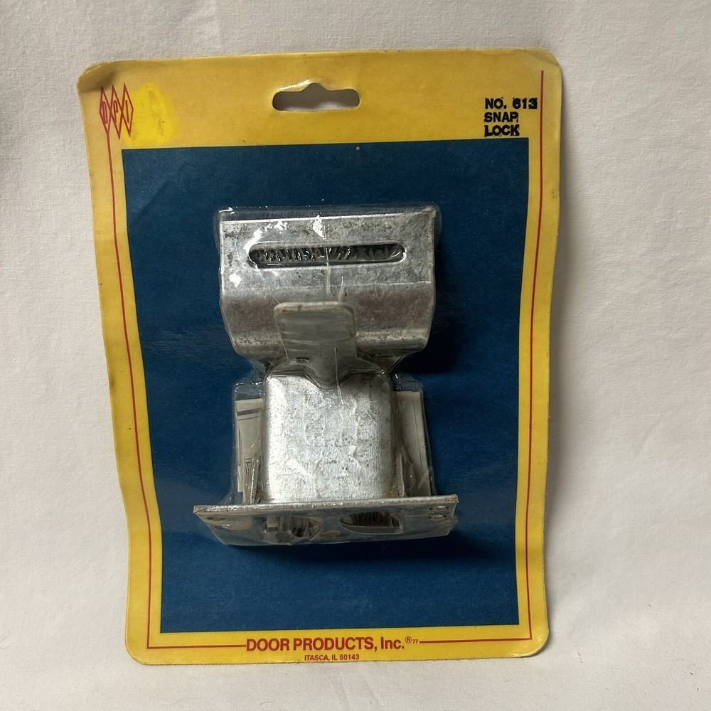 Galvanized Steel Snap Spring Door Latch Lock With Strike Plate DPI New