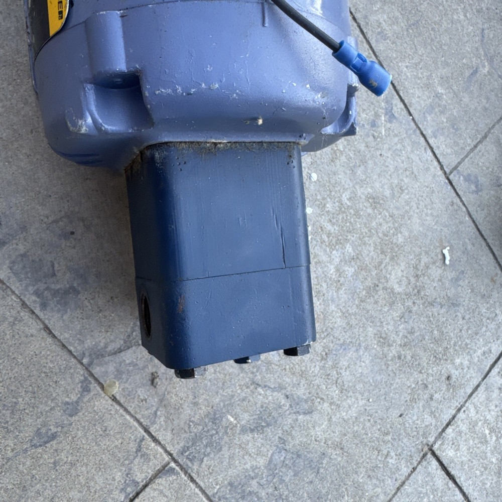 Haight 5X5VF220CECC1RF Pump With Motor IP23