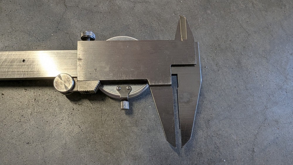 BROKEN Yuasa 6" dial calipers .001" precision