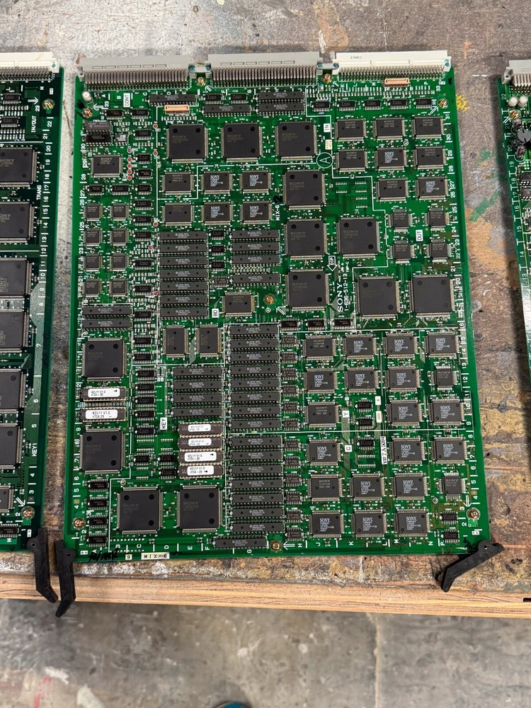 SONY Switcher Control DVS-8000C & Model BKDS-8010 Switcher Panel