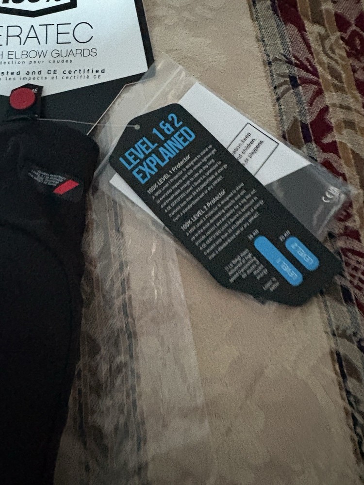Surpass Youth Knee Guard