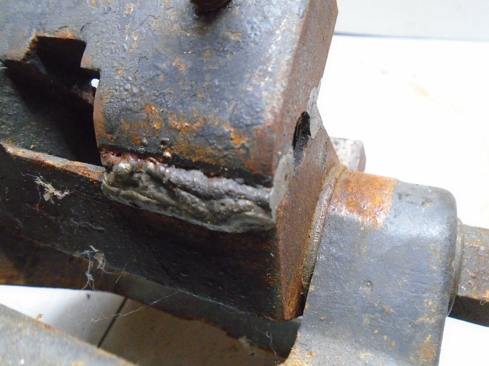 VINTAGE BROWN AND SHARPE pivot base