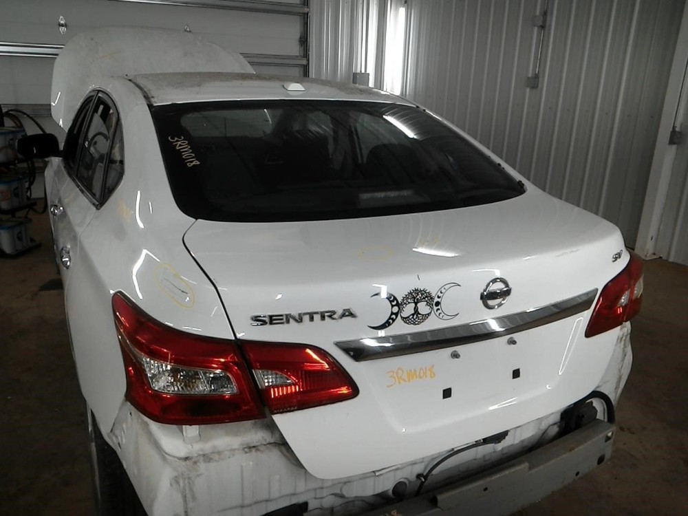 Driver Left Front Spindle/Knuckle Fits 11-25 LEAF 104953009