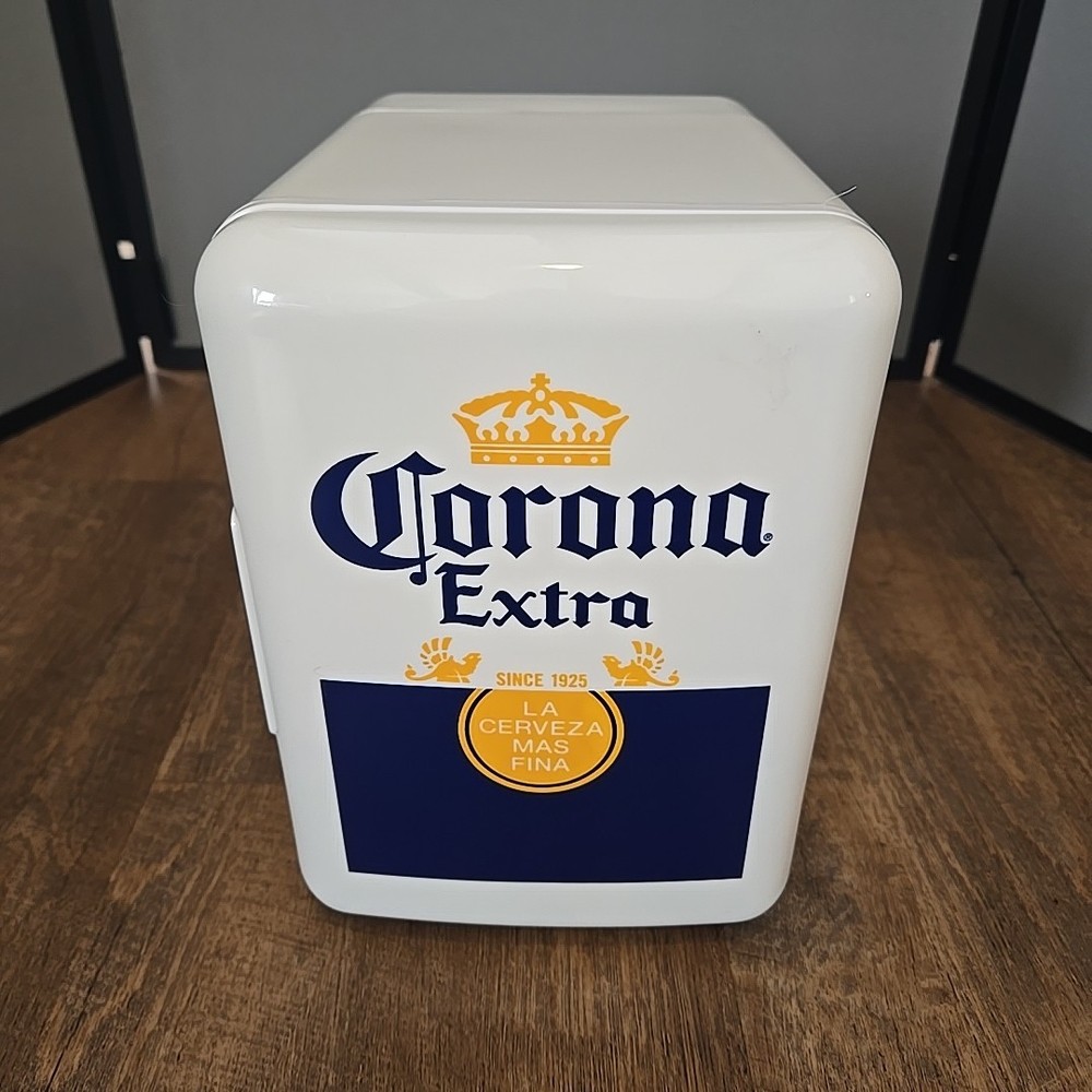 Corona Extra Mini Frige 6 Can 4L Capacitly Countertop Bar Pub EUC