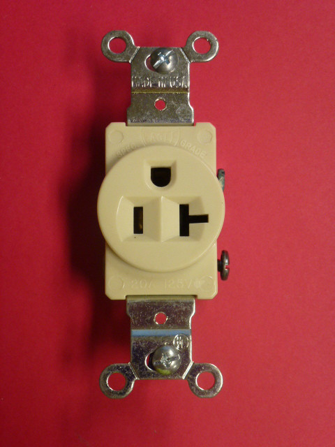NOS! EAGLE SINGLE RECEPTACLE 20A-125V, GROUNDING #1877 BROWN / IVORY