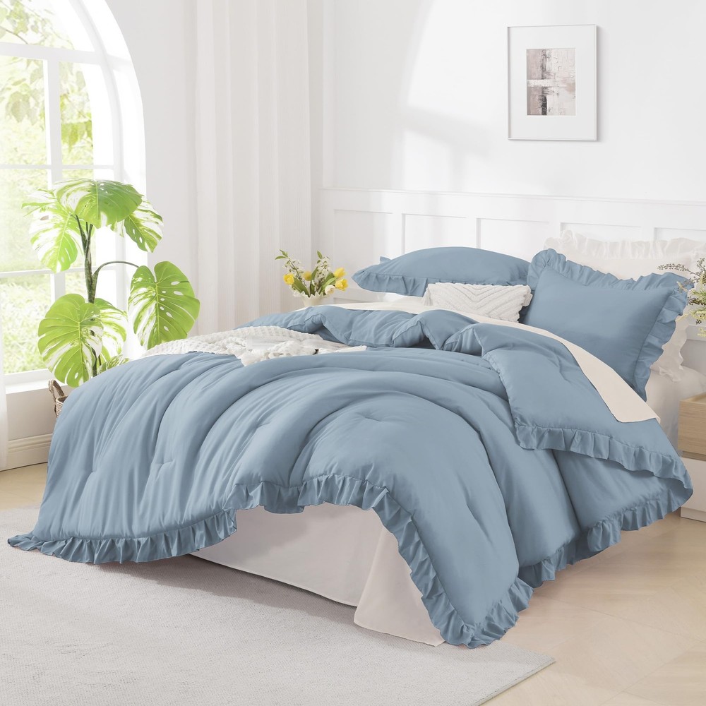 Andency Grayish Blue Full Size Comforter (79"x90"),