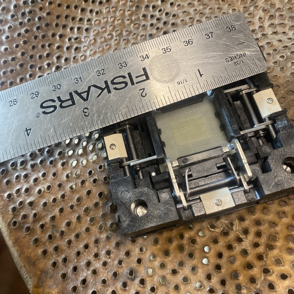 Test Burn In Socket Integrated Circuit Klga624 Sample #004 9844