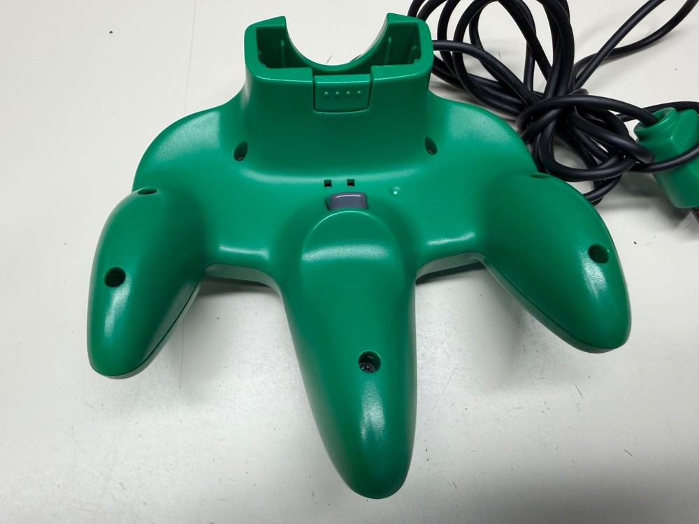AUTHENTIC NINTENDO N64 WIRED CONTROLLER GREEN WORKING NICE GOOD STICK