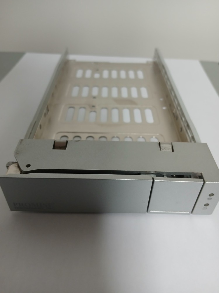 Promise Vtrak hard drive tray for  E630F E830F J830 J630