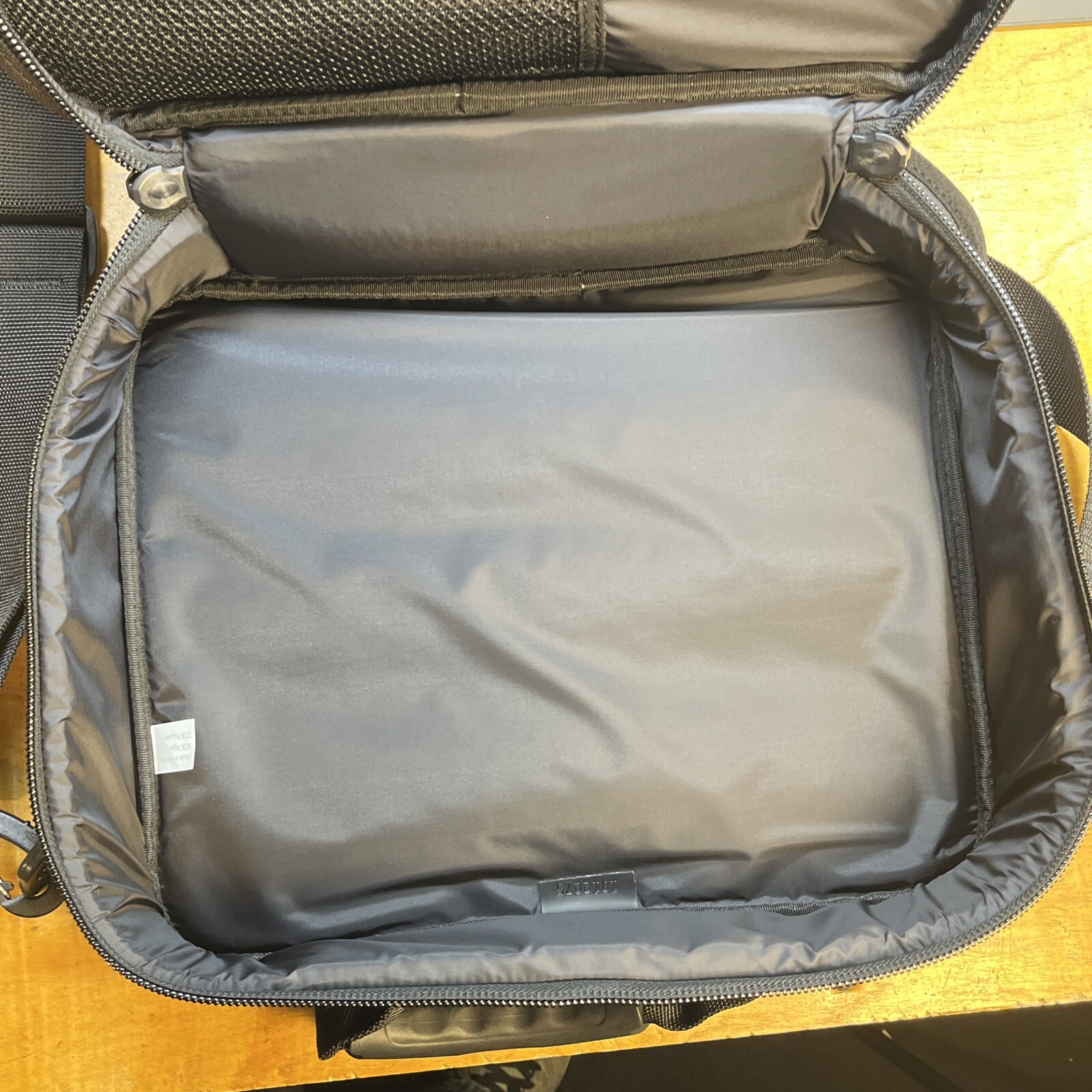 Atomic Aquatics Deluxe Padded Regulator Bag 11-0501-00 Protective Scuba Reg Case