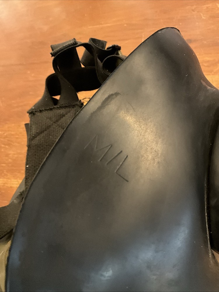 M40 Gas Mask Size Medium/large