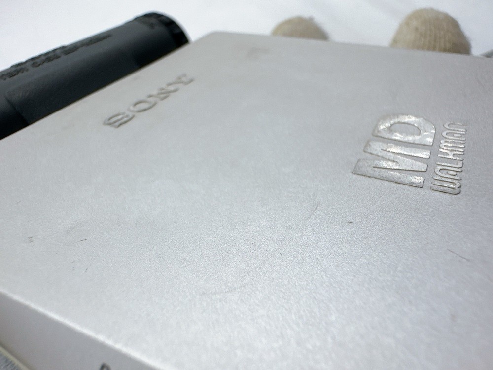 Sony MZ-E75 Walkman MiniDisc MD Player Silver with Remote - Tested & Working
