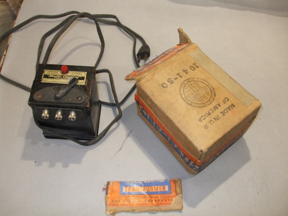 LIONEL TYPE 1041 Train TRANSFORMER with Box