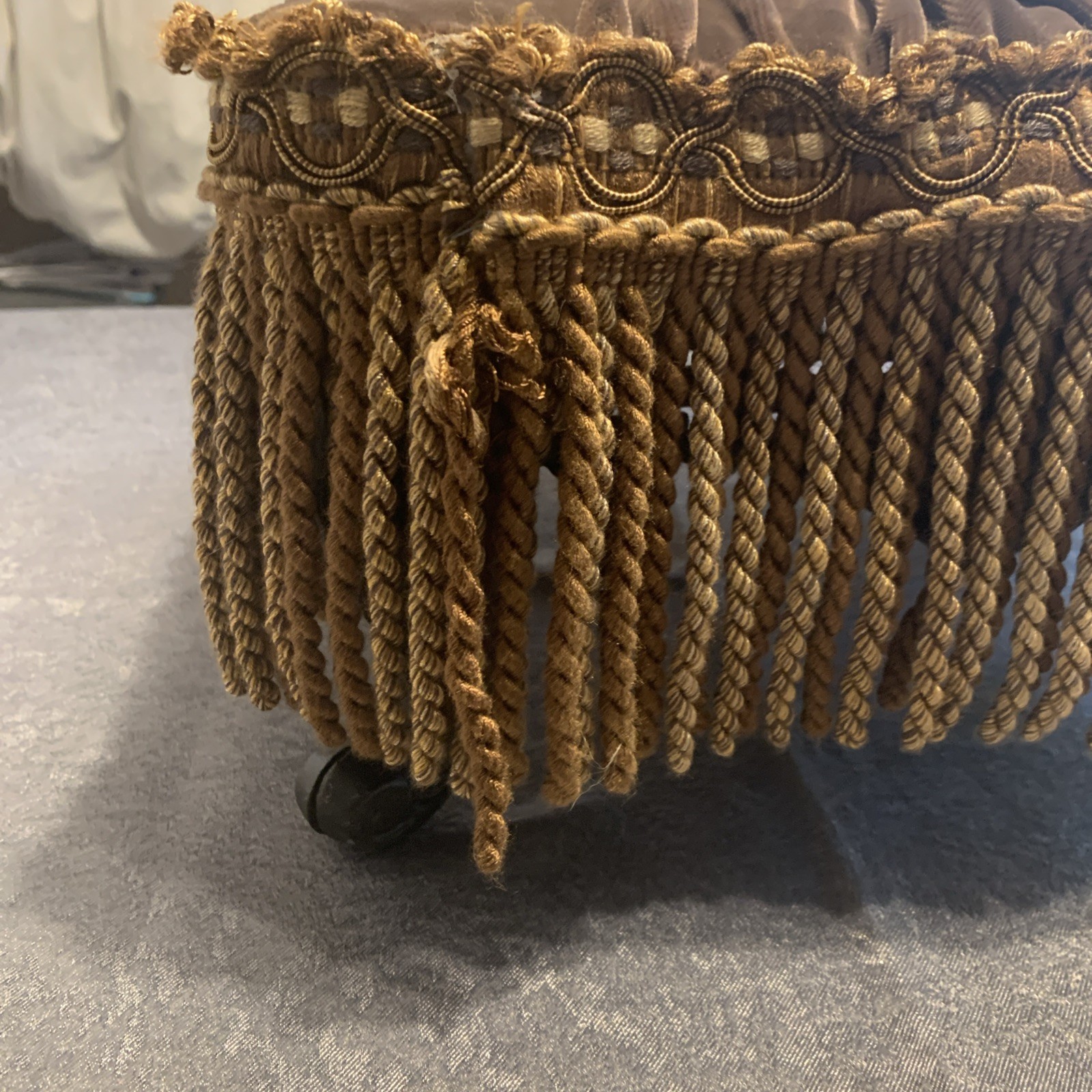 Vtg Cast Iron Ottoman Footstool w/Floral Needlepoint Design & Fringe