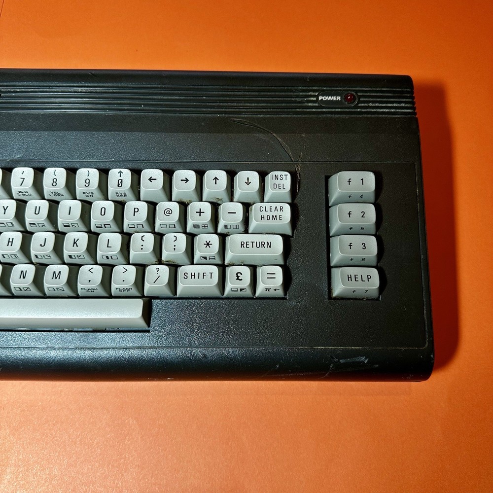 Commodore 16 C16 Bundle, Datasette & Power supply - Working