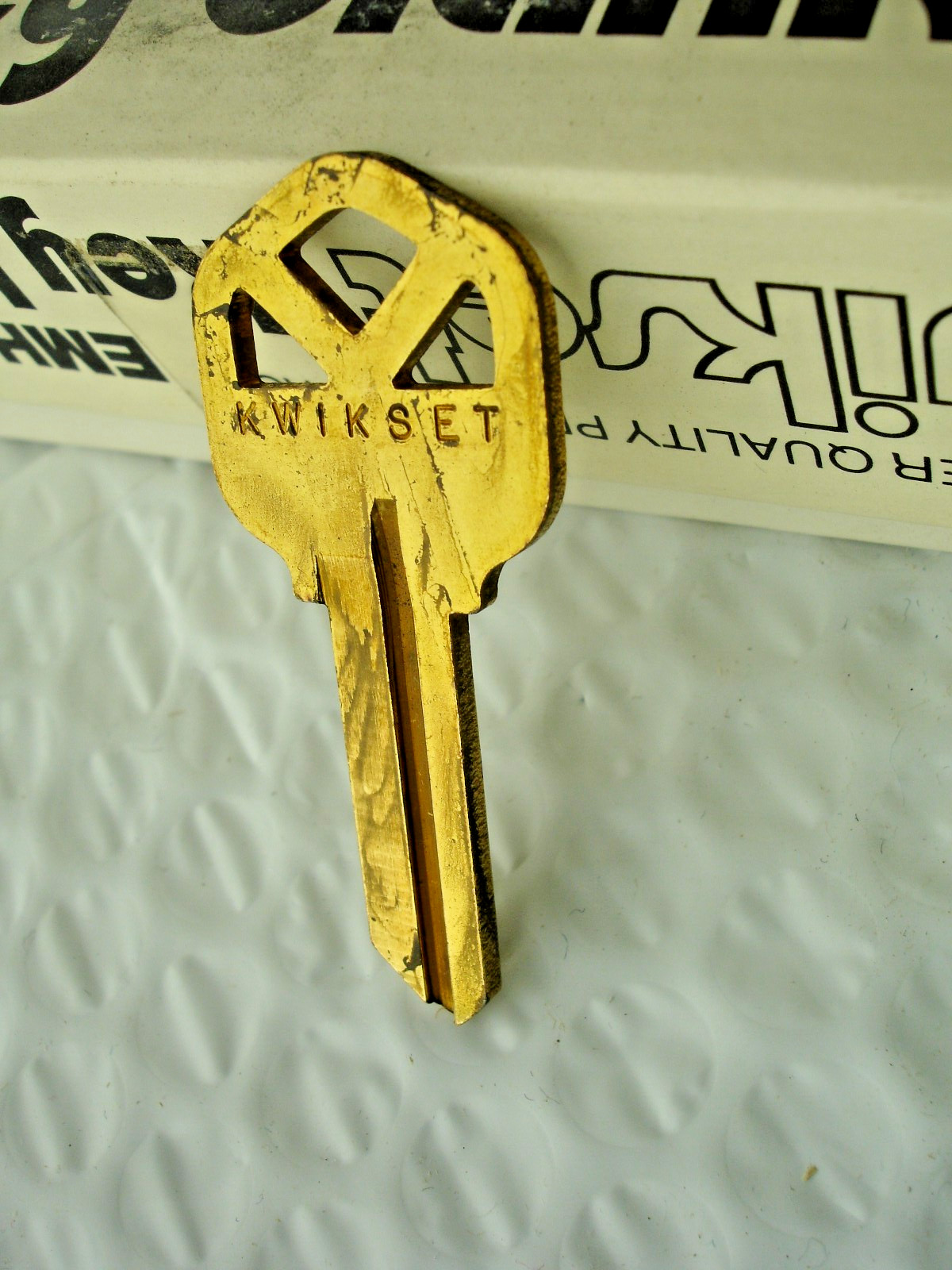 LOT OF TEN (10) KWIKSET 1063B (KW 5) KEY BLANKS BRASS USA MADE RESIDENTAL DOOR