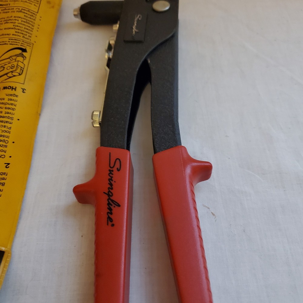 Swingline Rivet Tool CT-2 Great Condition - Includes Original Packaging