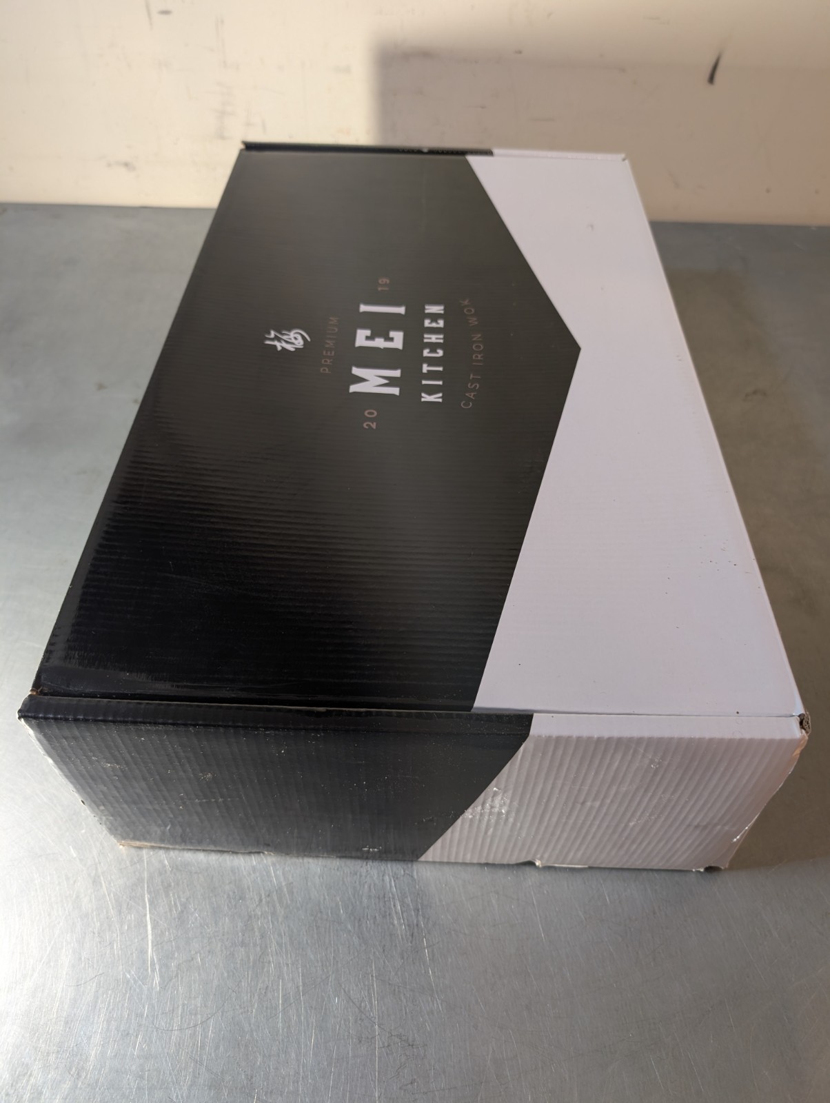 Premium MEI Kitchen 12.5" Enameled Cast Iron Wok w/Lid