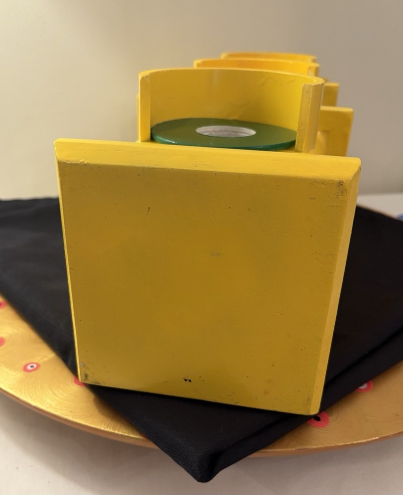 Custom Handcrafted Stoplight Birdhouse 26” x 6”