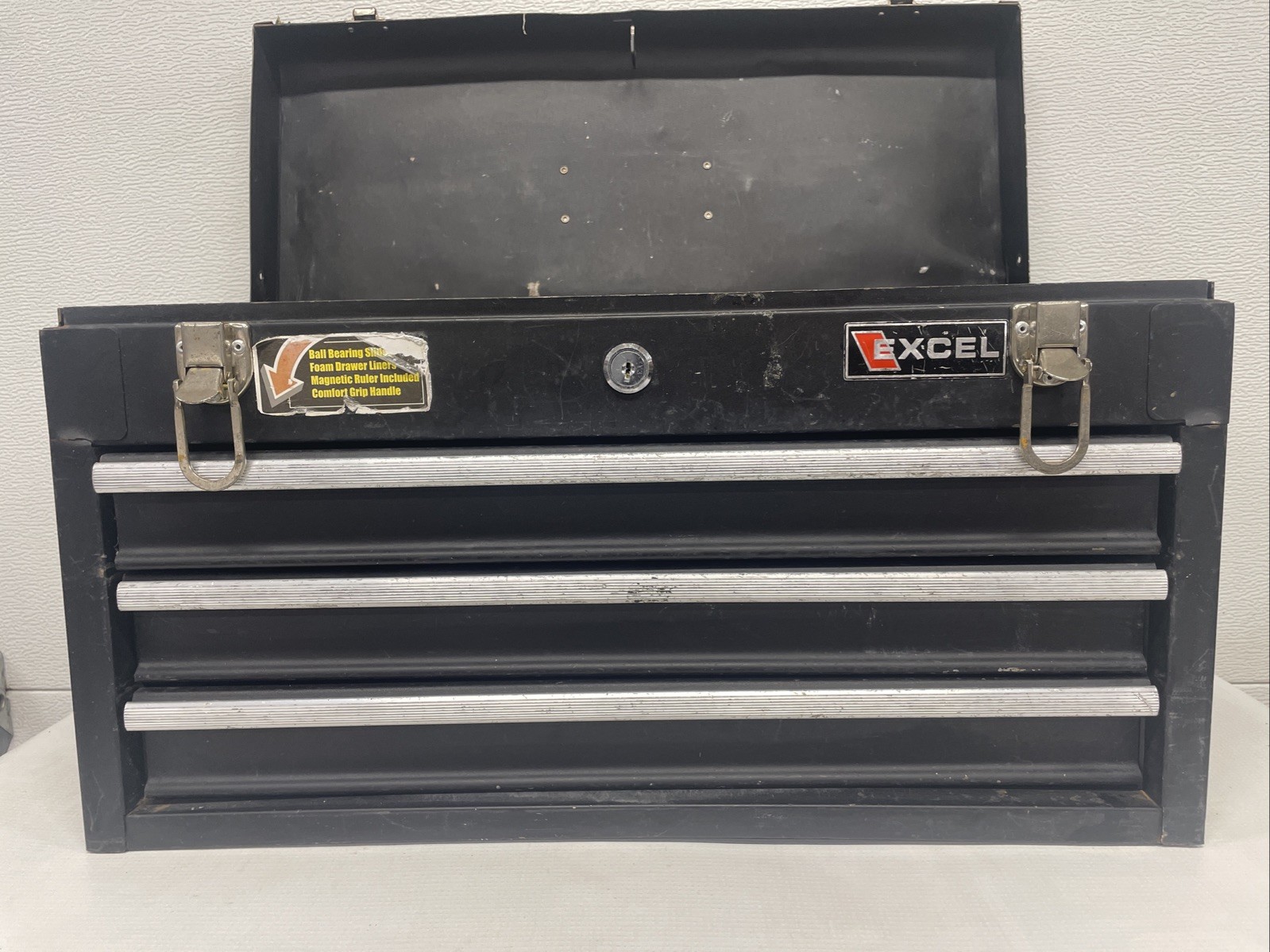 VINTAGE EXCEL 20" STEEL TOOL BOX w/TRAY 3 Drawer Structurally In Good Condition