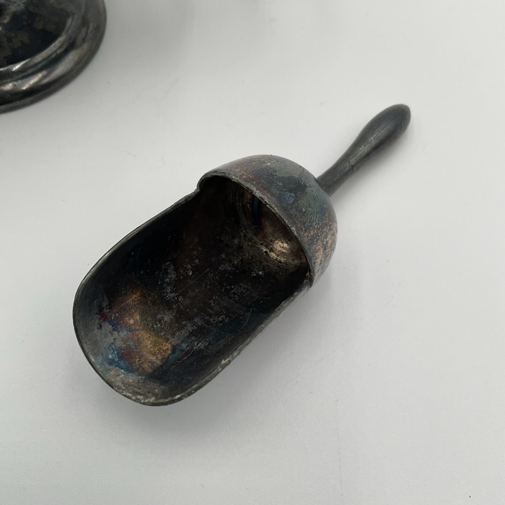Vintage Silverplated Sugar Scuttle Scoop