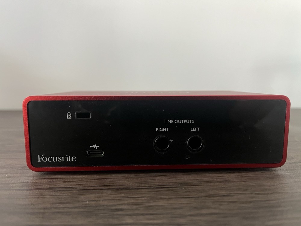 Focusrite Scarlett Solo 3rd Gen USB Audio Interface - Red (Excellent Condition)
