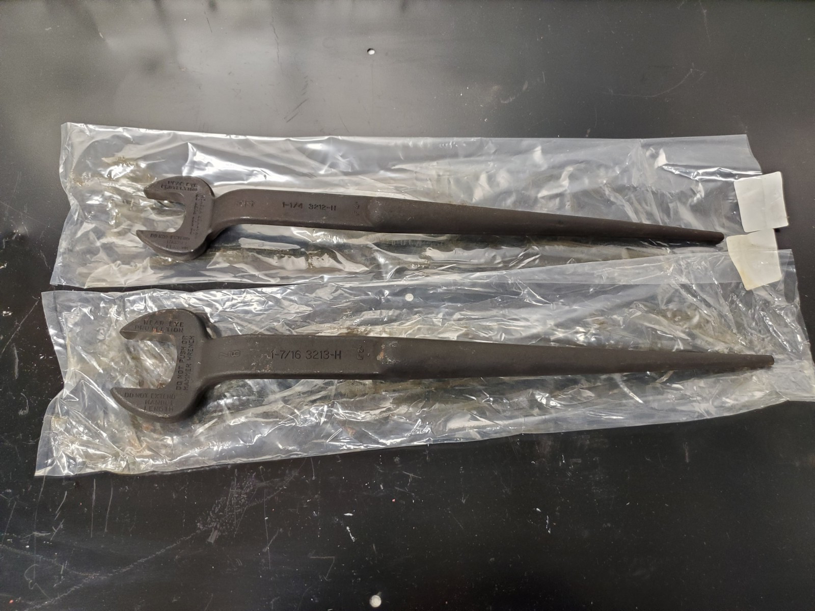 Klein Tools 1-1/4 & 1-7/16 in. Spud Wrench Set 3212-H & 3213-H NOS Made in USA