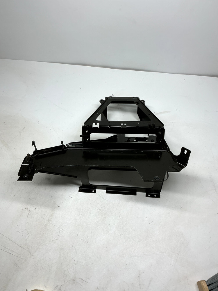 2019-2023 VOLVO VNL DASH SUBSTRUCTURE BRACKET FRAME SUPPORT 21088060 OEM