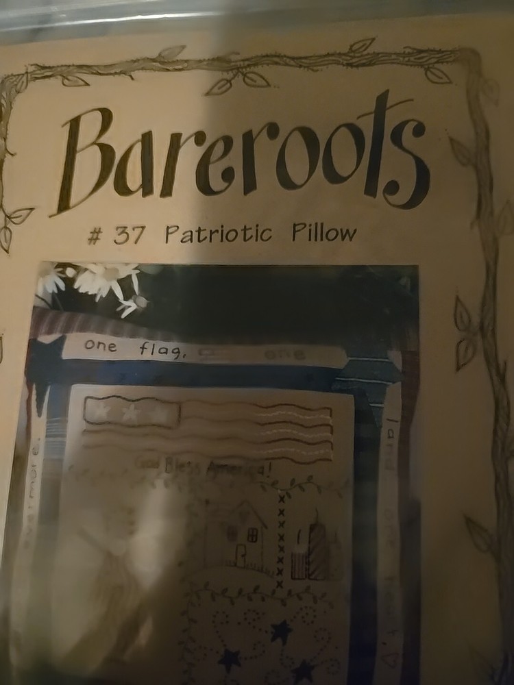 Bareroots Patriotic Pillow ©1998 Bareroots Embroidery Pattern # 37, Crafts