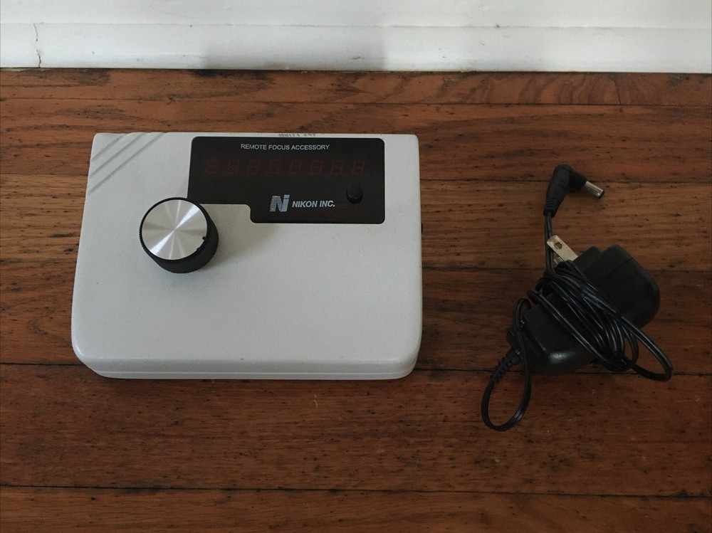 Nikon Remote Focus Accessory - Vertical Motor  Controller Model 99644