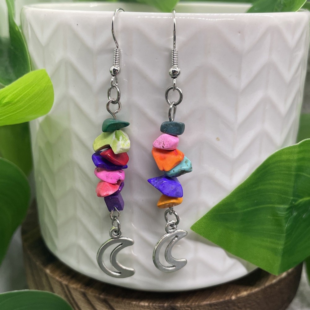 2.25” Earring Set Silver-tone Boho Stone Chips Dangle Drop New Moon B7332