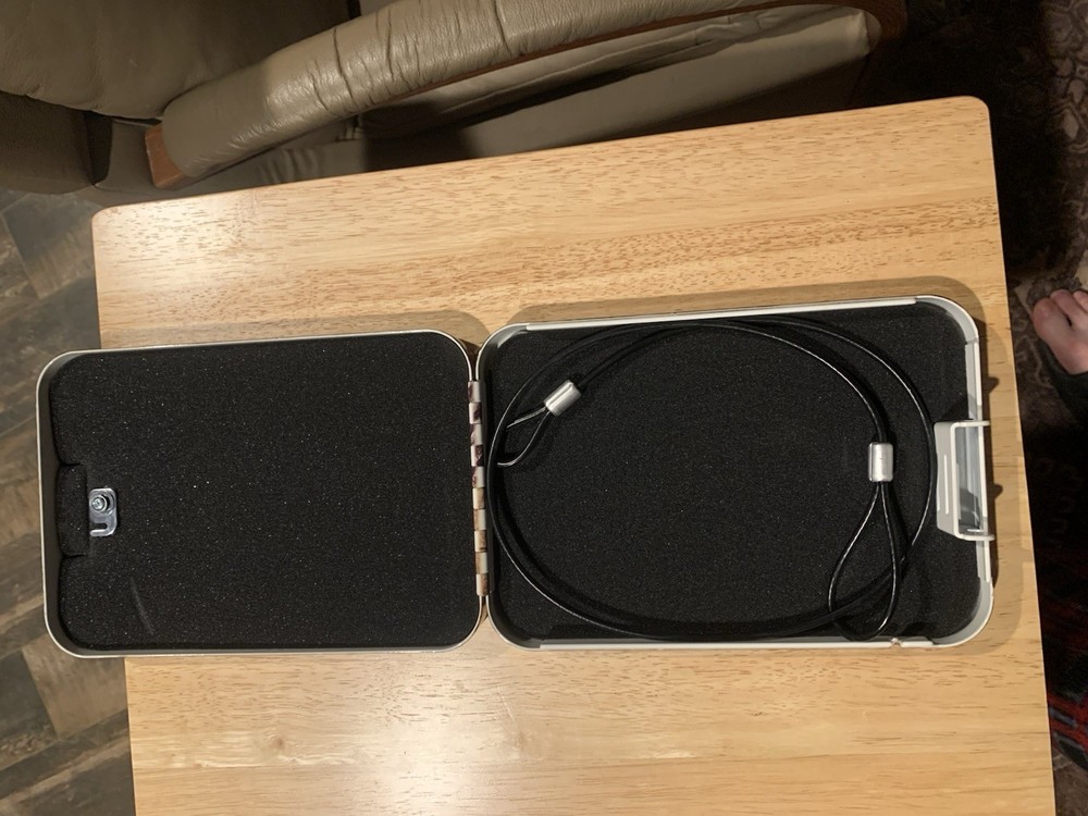 Stack On Portable Security Box Realtree Extra