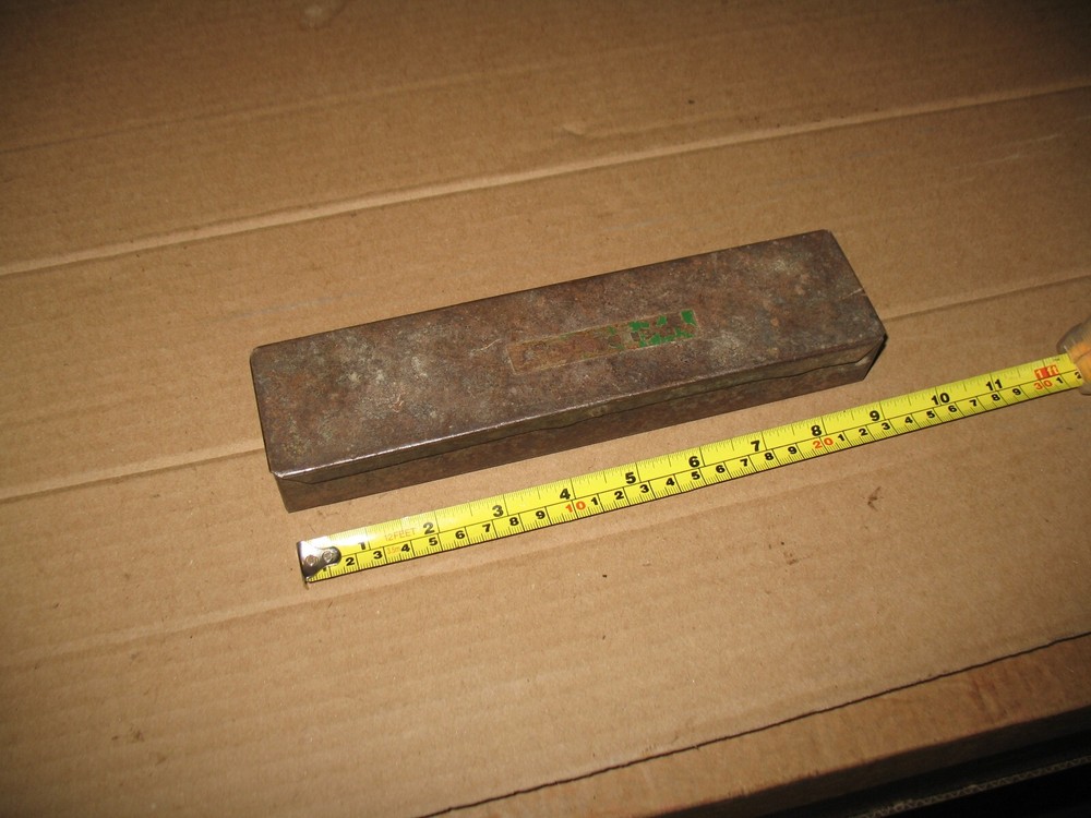 VTG METAL TOOLBOX TOOL BOX FOR SOCKET SET? 9" x 2" x 1 1/4" GREEN GAS/OIL DECOR